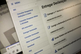 Finanças dao mais 3 dias