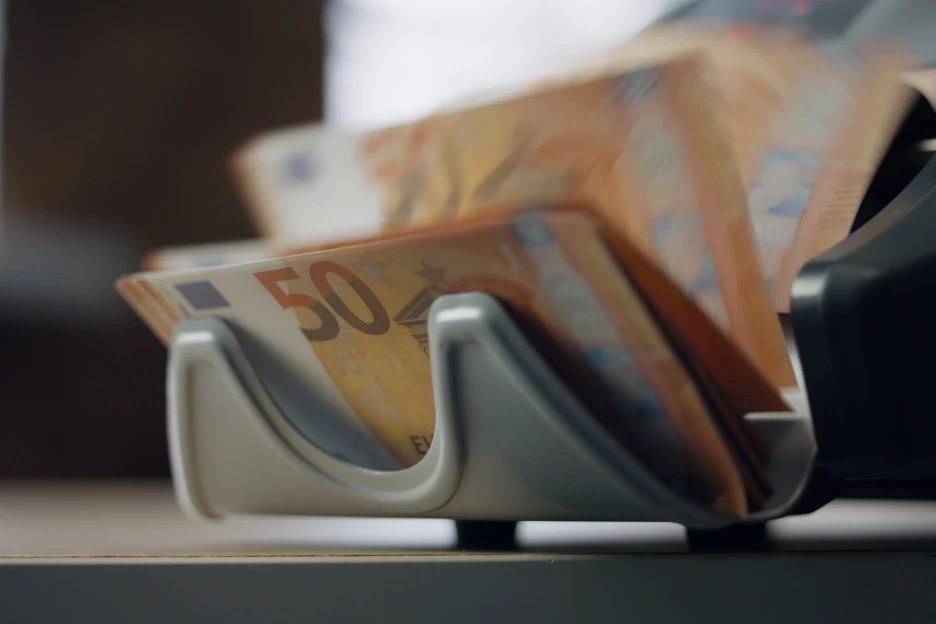 Reembolso do IRS em 2026: Datas, Prazos e Como Receber Mais Rápido